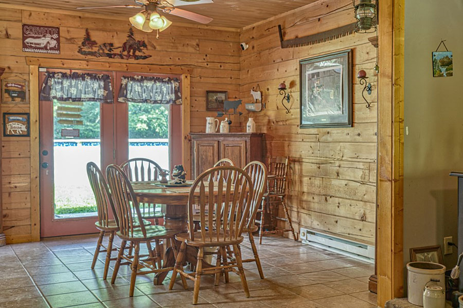 Homestead Property - 4.1 acres - Log home with 3 bedroom, 2.5 baths, 20 mins. from Cookeville - Image 13