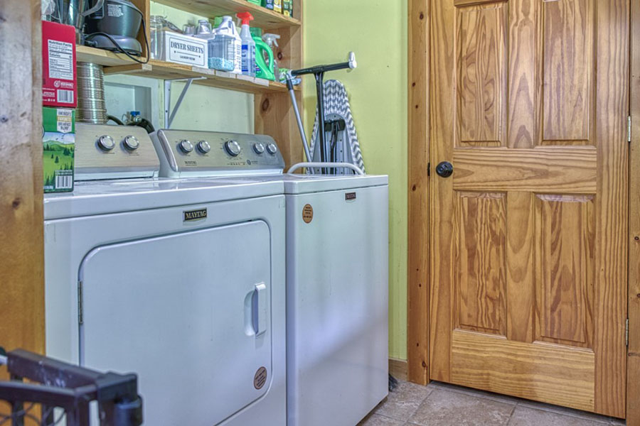 Homestead Property - 4.1 acres - Log home with 3 bedroom, 2.5 baths, 20 mins. from Cookeville - Image 19