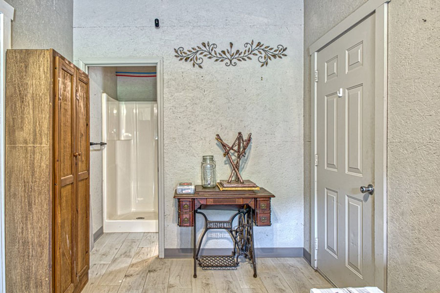 Homestead Property - 4.1 acres - Log home with 3 bedroom, 2.5 baths, 20 mins. from Cookeville - Image 35