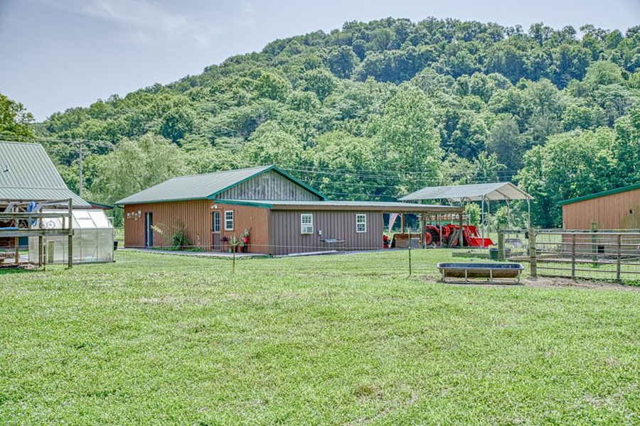 Homestead Property - 4.1 acres - Log home with 3 bedroom, 2.5 baths, 20 mins. from Cookeville - Image 47