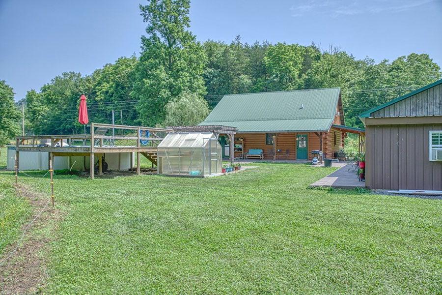 Homestead Property - 4.1 acres - Log home with 3 bedroom, 2.5 baths, 20 mins. from Cookeville - Image 50