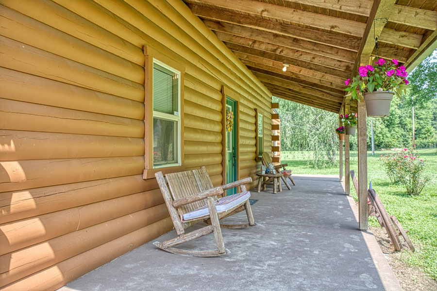 Homestead Property - 4.1 acres - Log home with 3 bedroom, 2.5 baths, 20 mins. from Cookeville - Image 8